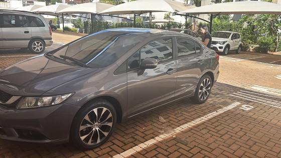 HONDA CIVIC 2.0 LXR 16V FLEX 4P AUTOMÁTICO